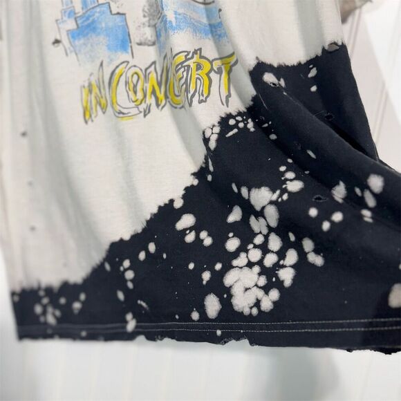 Pink Floyd In Concert Band Tee Distressed Bleached Vintage Style Grunge Y2K L - Picture 6 of 13